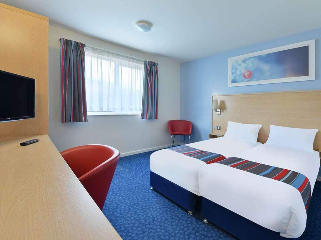 Travelodge Swindon Central Rum bild