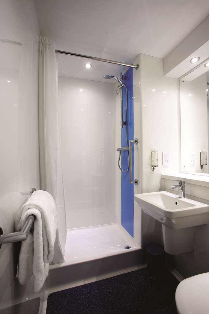 Travelodge Swindon Central Rum bild