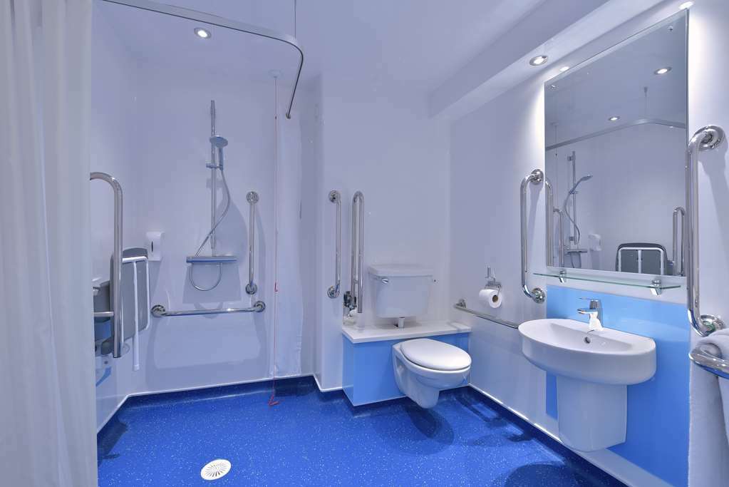 Travelodge Swindon Central Rum bild